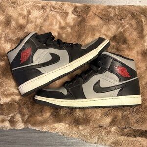 Nike Air Jordan 1 Mid shadow Black and Gray with Red Wings Logo - Men Sz 10